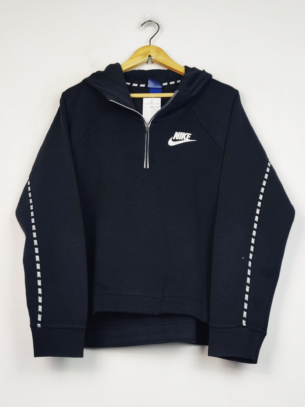 Nike (MH-1297)