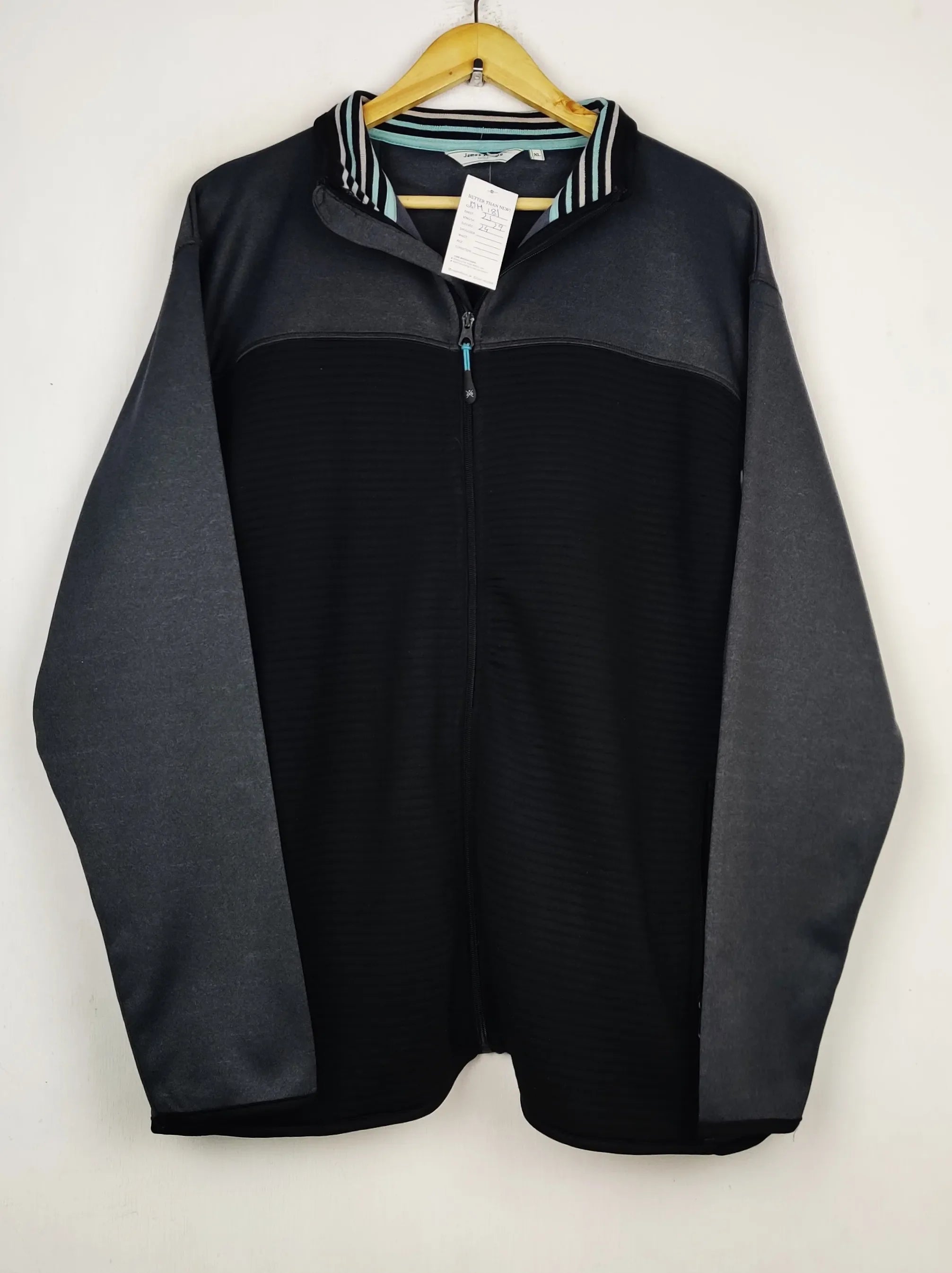 Buy online pre-used pre-loved 100% authentic & Original branded James Pringle (MH-181) available in Pakistan. Top international brands avilable.