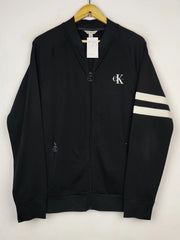 Buy online pre-used pre-loved 100% authentic & Original branded C.A.L.V.I.N K.L.E.I.N (MH-194) available in Pakistan. Top international brands avilable.