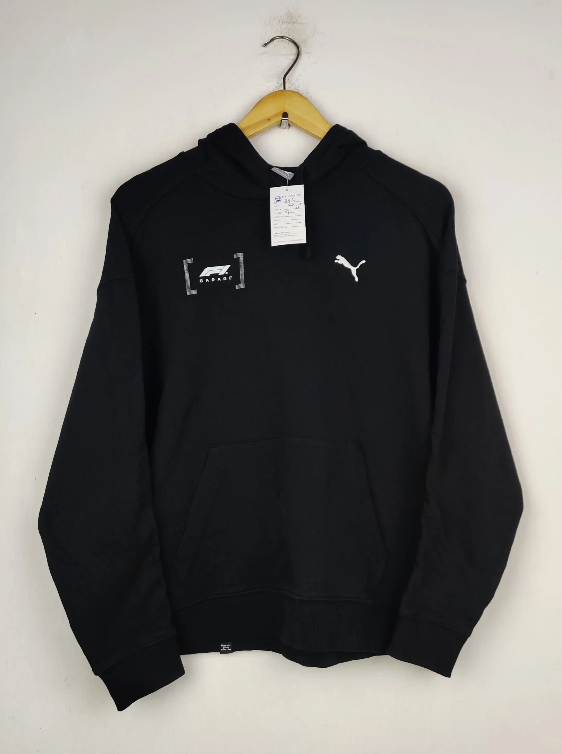 Buy online pre-used pre-loved 100% authentic & Original branded P.U.M.A (MH-246) available in Pakistan. Top international brands avilable.
