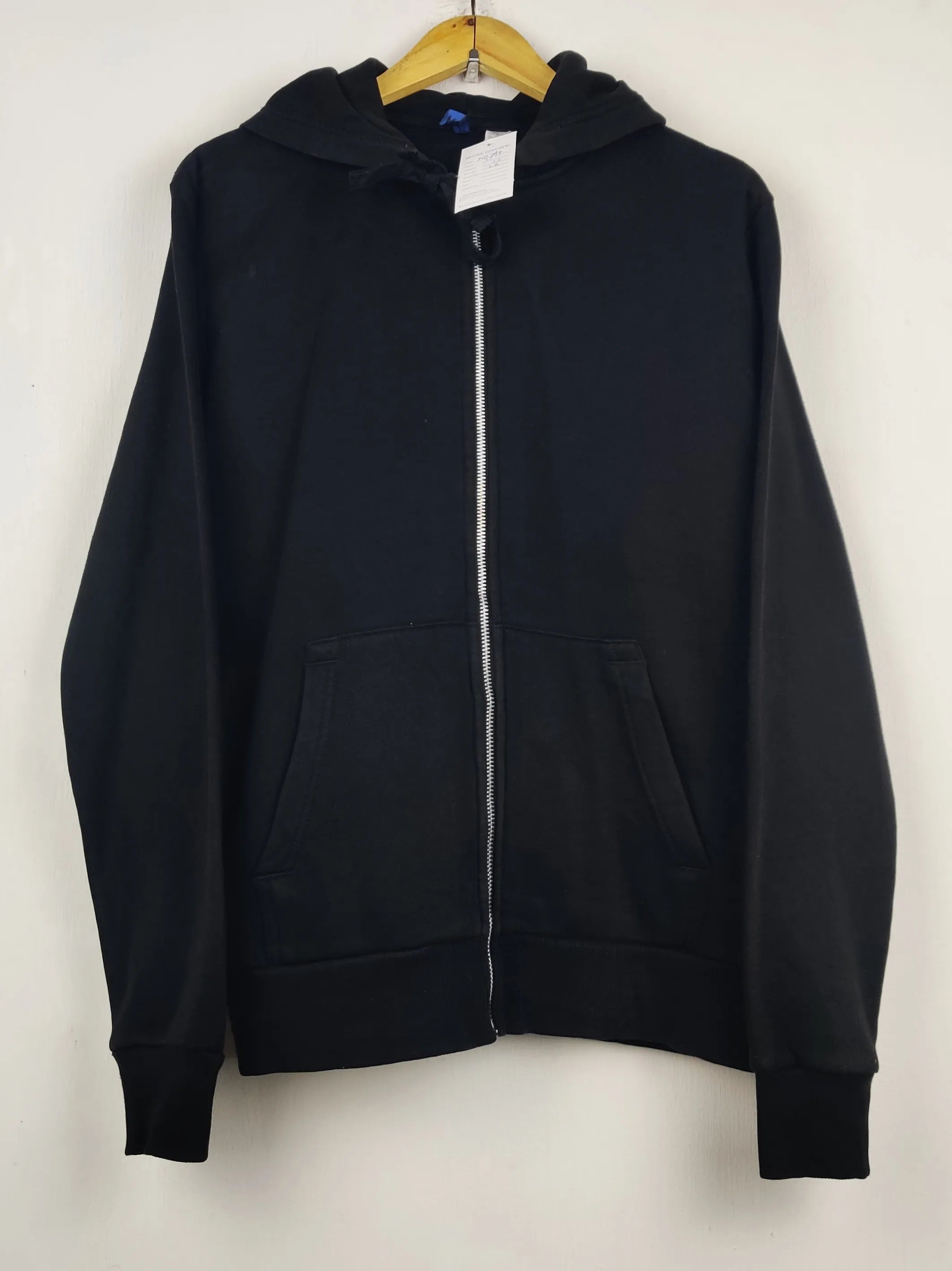 Buy online pre-used pre-loved 100% authentic & Original branded H&M (MH-294) available in Pakistan. Top international brands avilable.