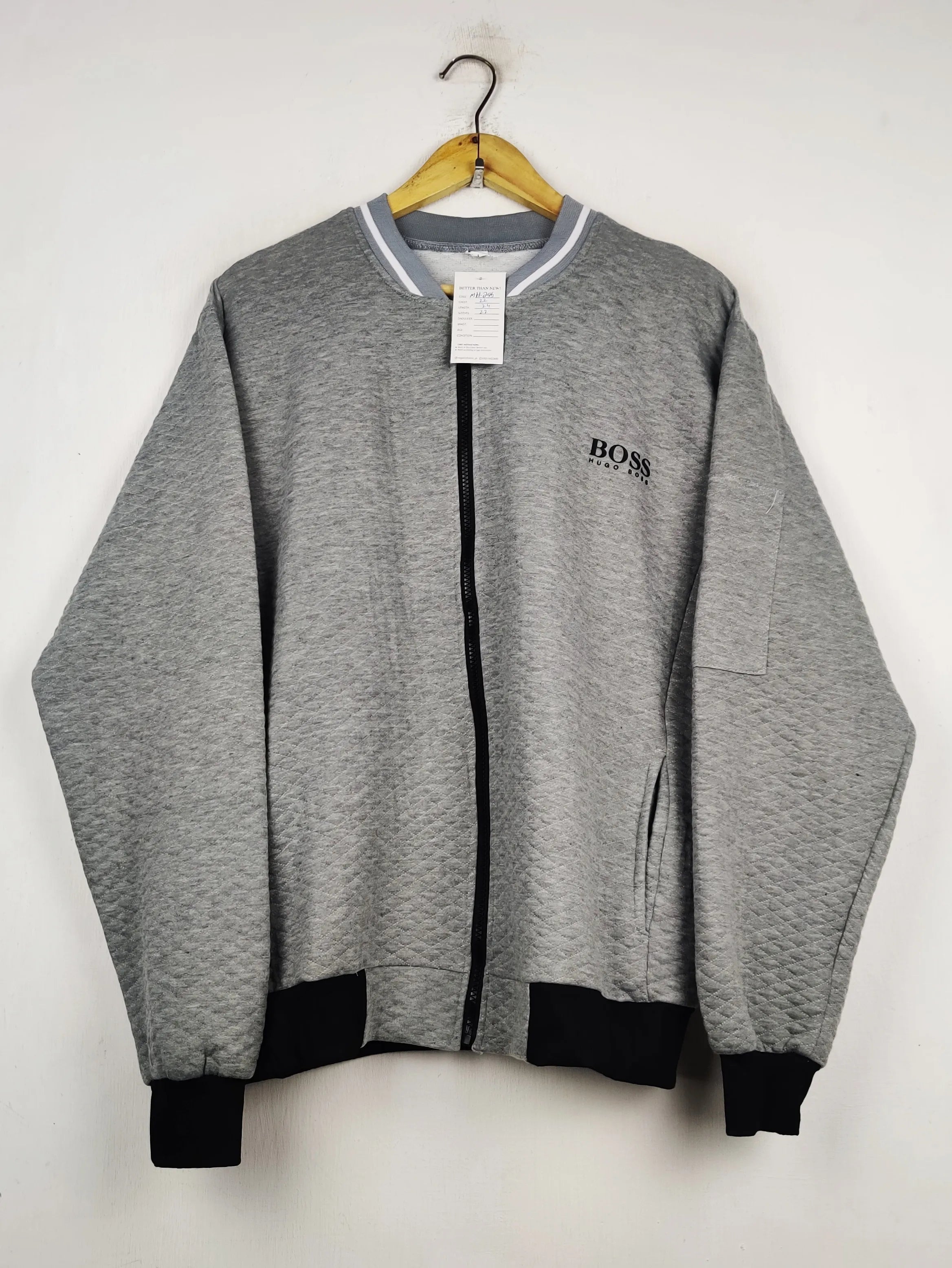 Buy online pre-used pre-loved 100% authentic & Original branded H.U.G.O B.O.S.S (MH-295) available in Pakistan. Top international brands avilable.