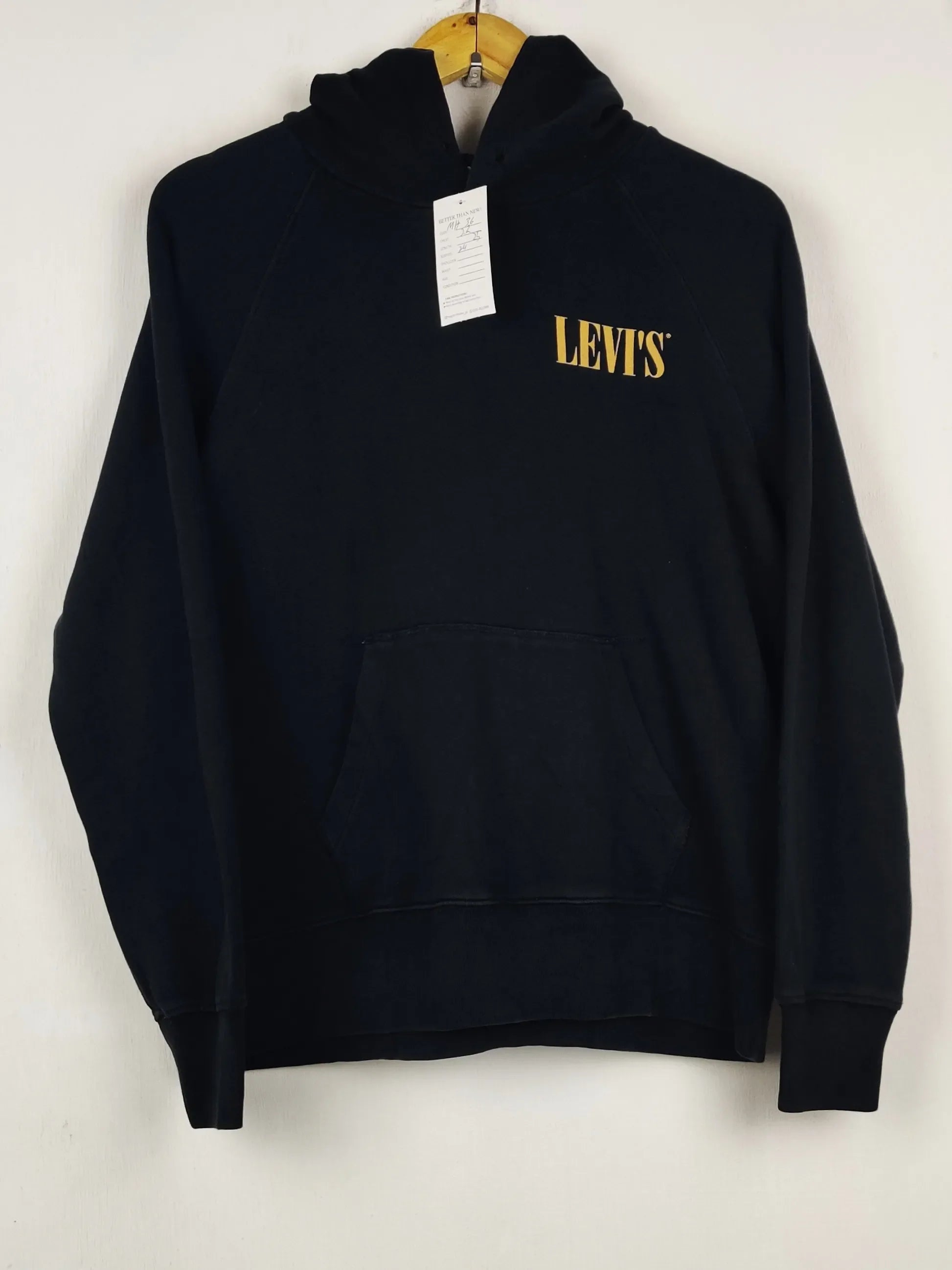 Buy online pre-used pre-loved 100% authentic & Original branded L.E.V.I.S (MH-36) available in Pakistan. Top international brands avilable.