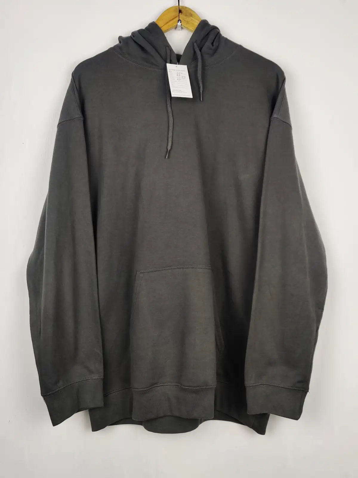 Buy online pre-used pre-loved 100% authentic & Original branded Boohoo (MH-370) available in Pakistan. Top international brands avilable.