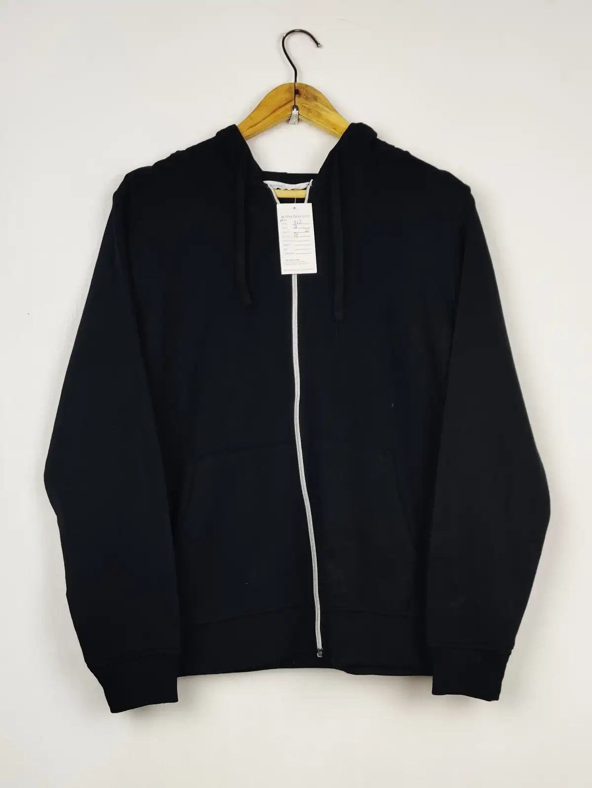Buy online pre-used pre-loved 100% authentic & Original branded Primark (MH-412) available in Pakistan. Top international brands avilable.