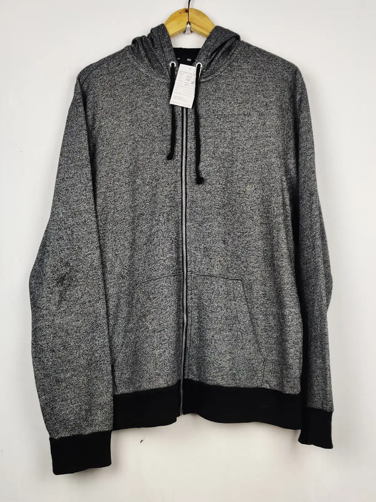 Buy online pre-used pre-loved 100% authentic & Original branded H&M (MH-415) available in Pakistan. Top international brands avilable.