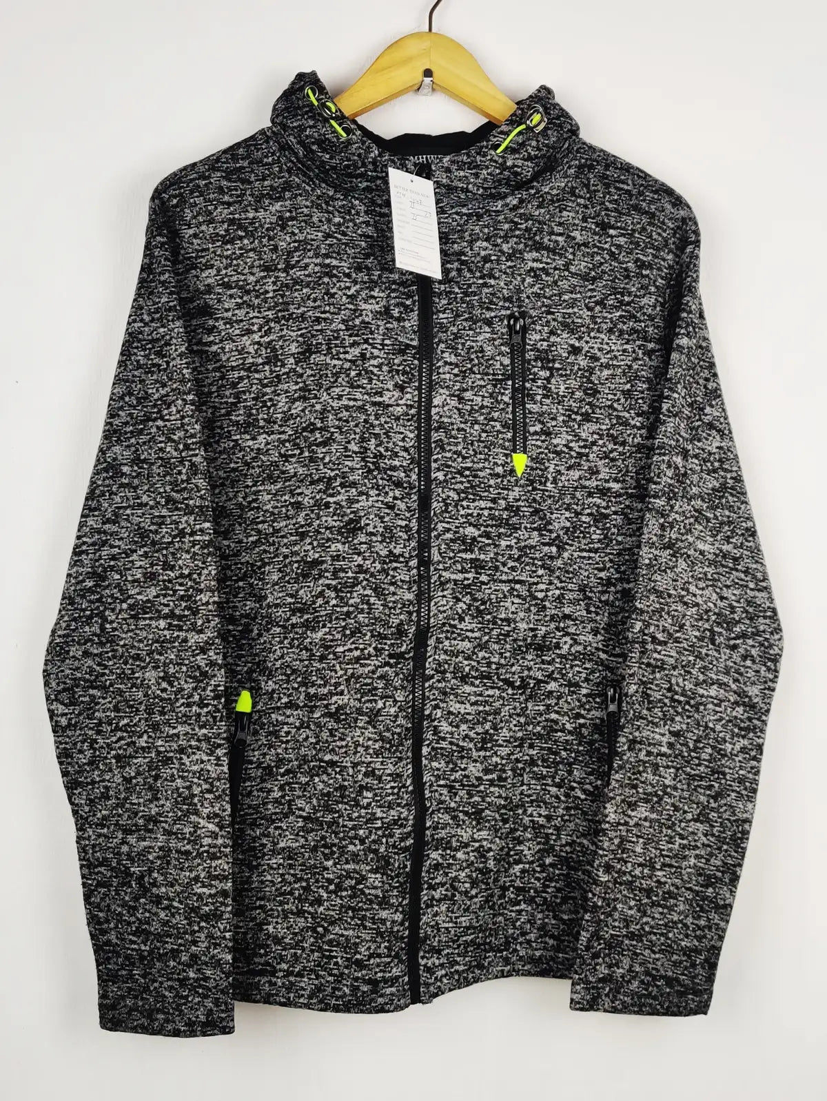 Buy online pre-used pre-loved 100% authentic & Original branded Siimhwrss (MH-447) available in Pakistan. Top international brands avilable.