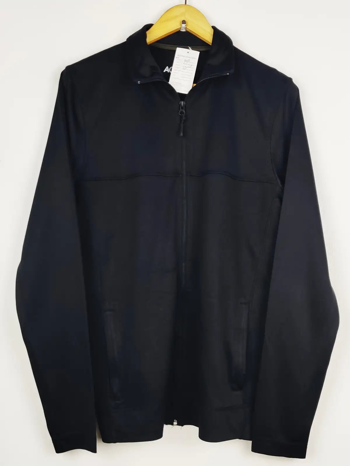 Buy online pre-used pre-loved 100% authentic & Original branded Tu (MH-448) available in Pakistan. Top international brands avilable.