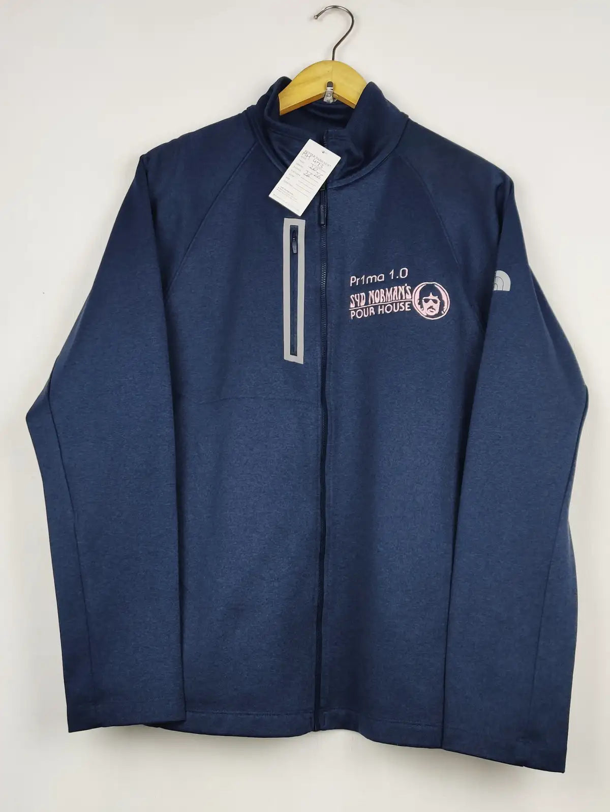 Buy online pre-used pre-loved 100% authentic & Original branded T.H.E N.O.R.T.H F.A.C.E (MH-473) available in Pakistan. Top international brands avilable.