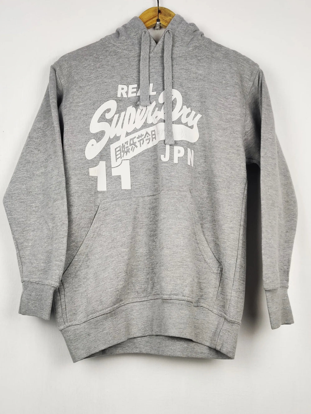 Buy online pre-used pre-loved 100% authentic & Original branded Superdry (MH-535) available in Pakistan. Top international brands avilable.