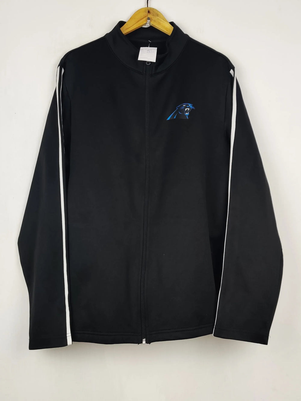 Buy online pre-used pre-loved 100% authentic & Original branded Team Apparel (MH-669) available in Pakistan. Top international brands avilable.