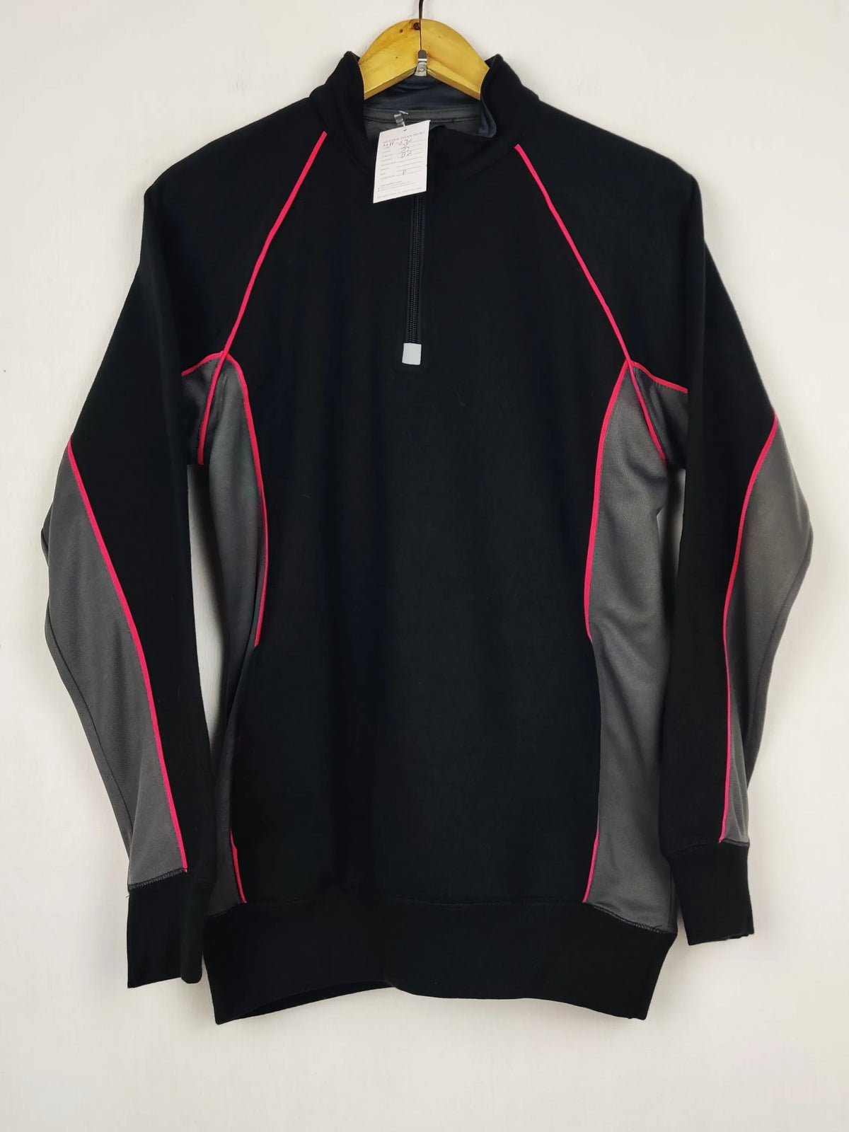 Buy online pre-used pre-loved 100% authentic & Original branded Pb Sport (MH-696) available in Pakistan. Top international brands avilable.