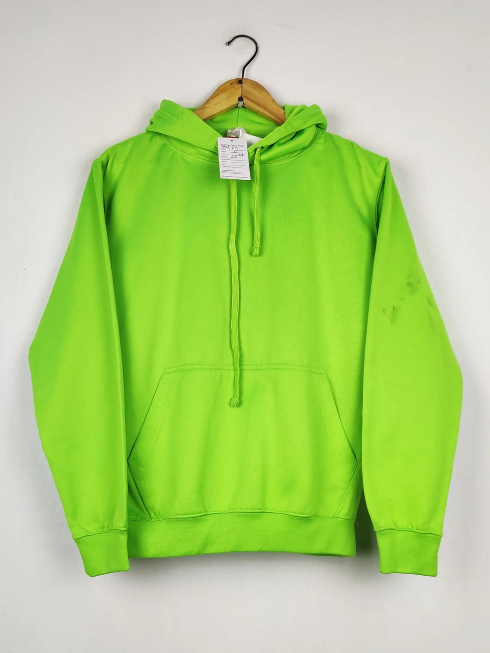 Buy online pre-used pre-loved 100% authentic & Original branded Unknown Brand' (MH-714) available in Pakistan. Top international brands avilable.