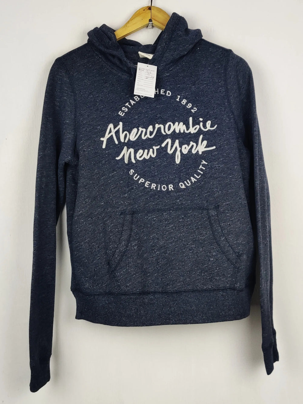 Buy online pre-used pre-loved 100% authentic & Original branded Abercrombie (MH-715) available in Pakistan. Top international brands avilable.