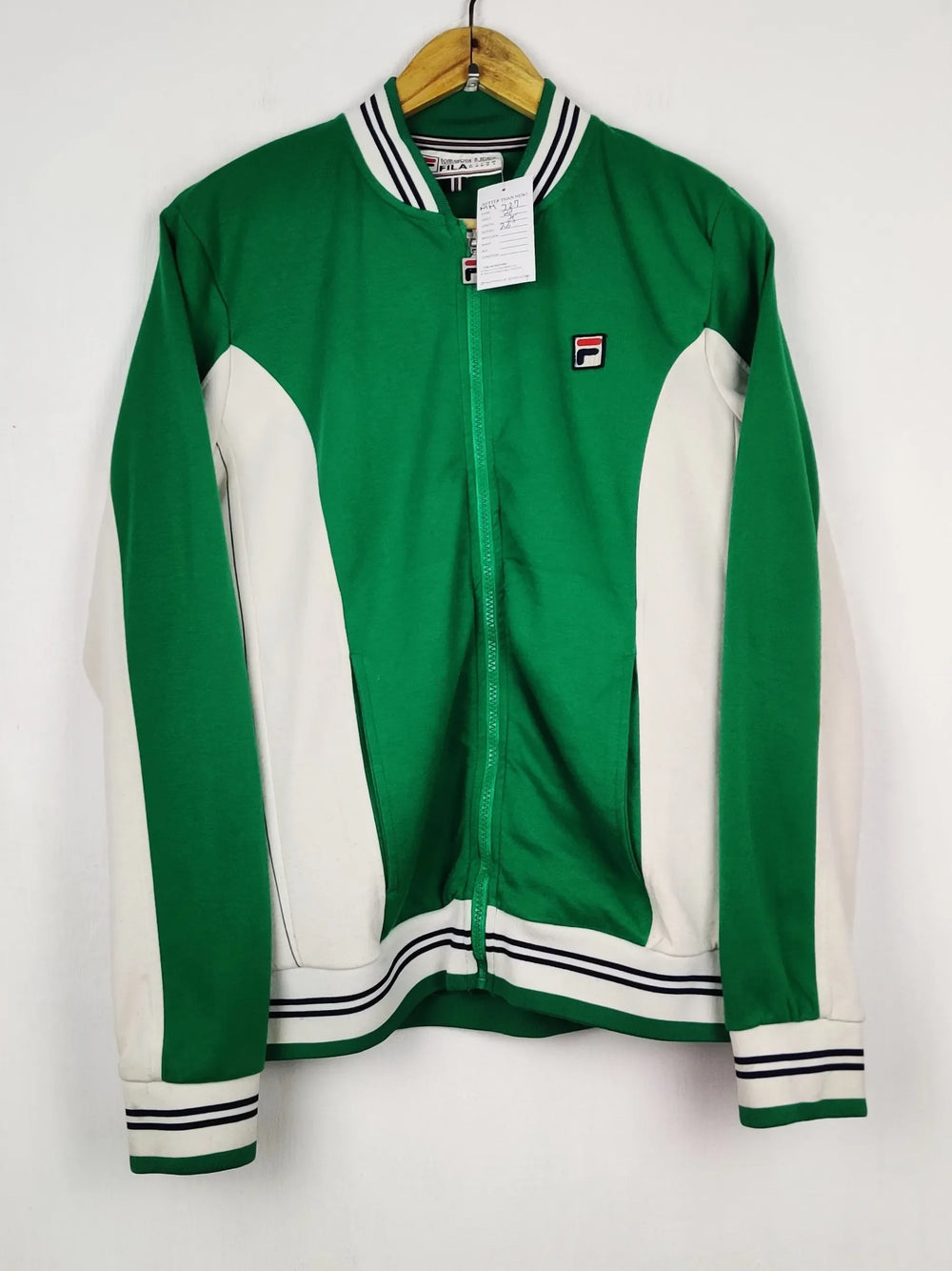 Buy online pre-used pre-loved 100% authentic & Original branded F.I.L.A (MH-727) available in Pakistan. Top international brands avilable.