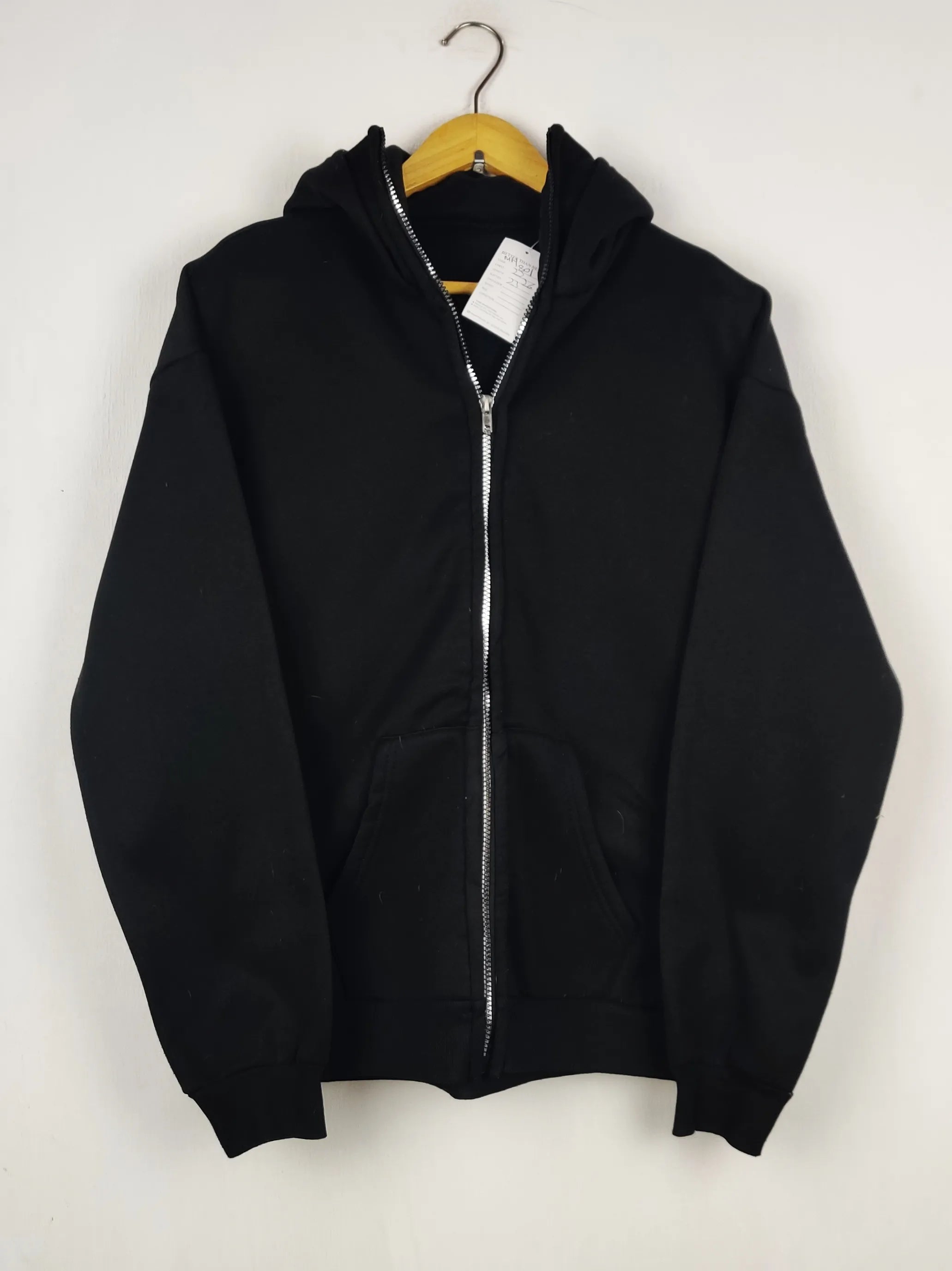 Buy online pre-used pre-loved 100% authentic & Original branded Unknown Brand' (MH-801) available in Pakistan. Top international brands avilable.