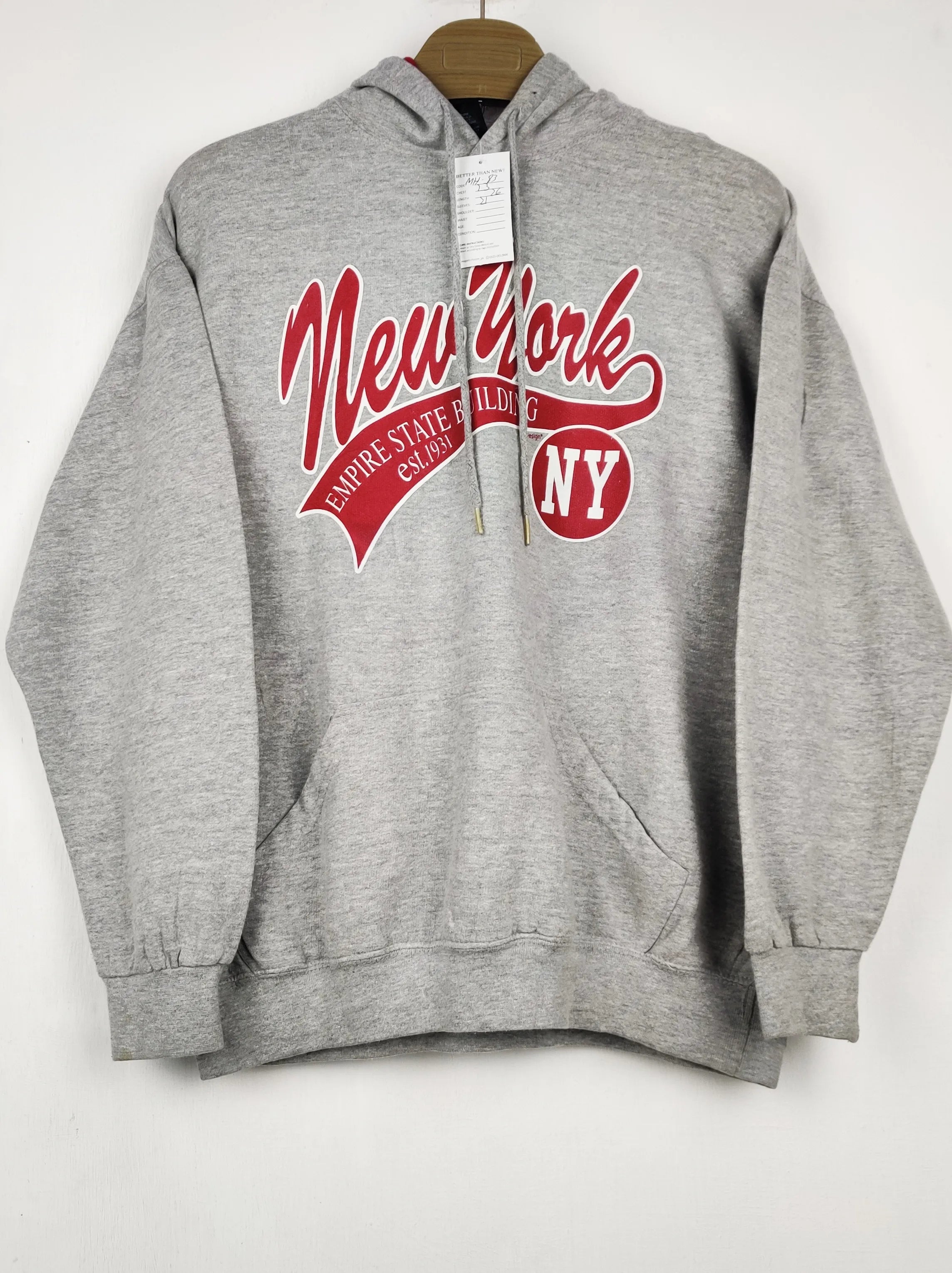 Buy online pre-used pre-loved 100% authentic & Original branded Point Sportswear (MH-83) available in Pakistan. Top international brands avilable.