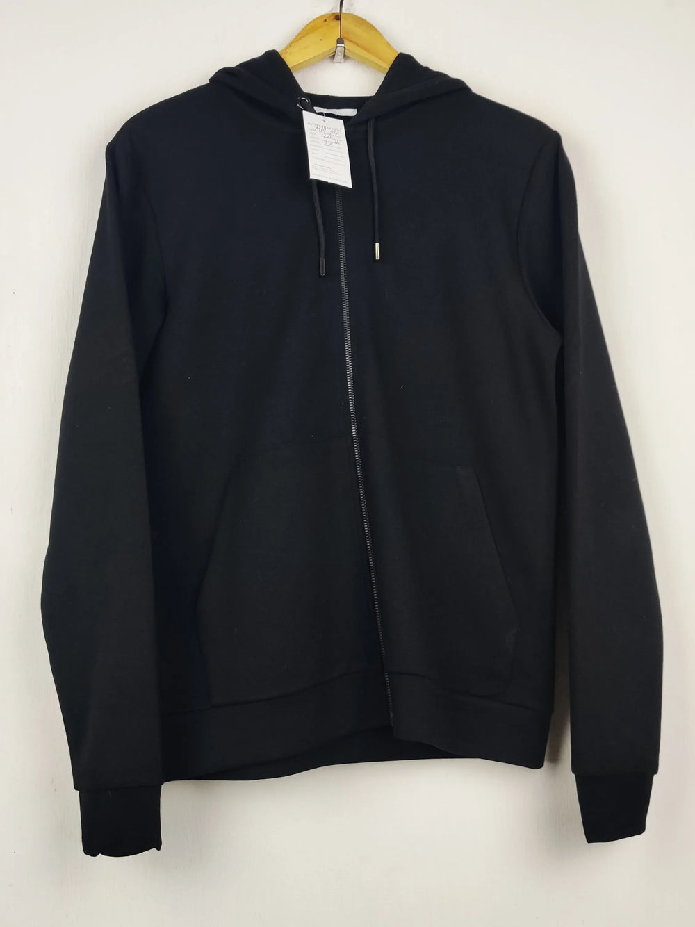 Buy online pre-used pre-loved 100% authentic & Original branded Reiss (MH-84) available in Pakistan. Top international brands avilable.