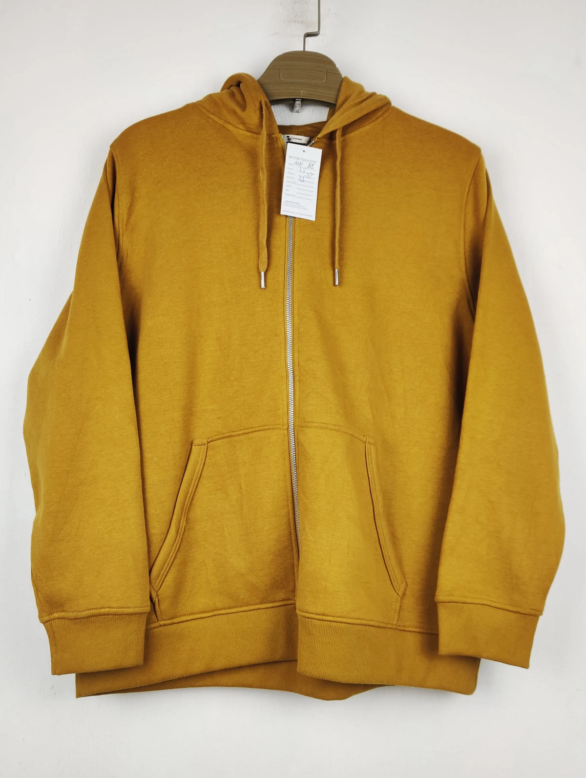Buy online pre-used pre-loved 100% authentic & Original branded Tu (MH-88) available in Pakistan. Top international brands avilable.