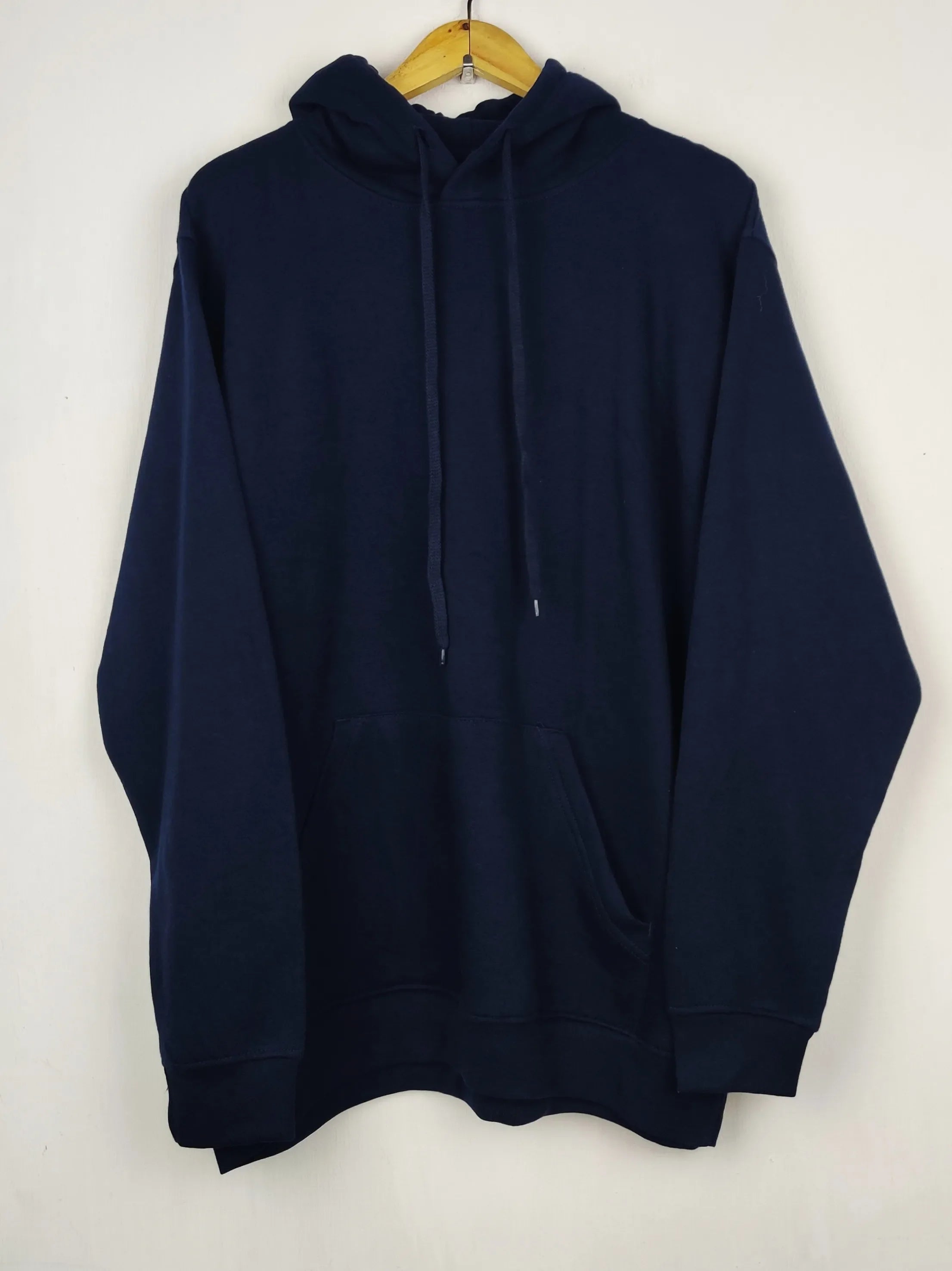 Buy online pre-used pre-loved 100% authentic & Original branded Uneek (MH-896) available in Pakistan. Top international brands avilable.