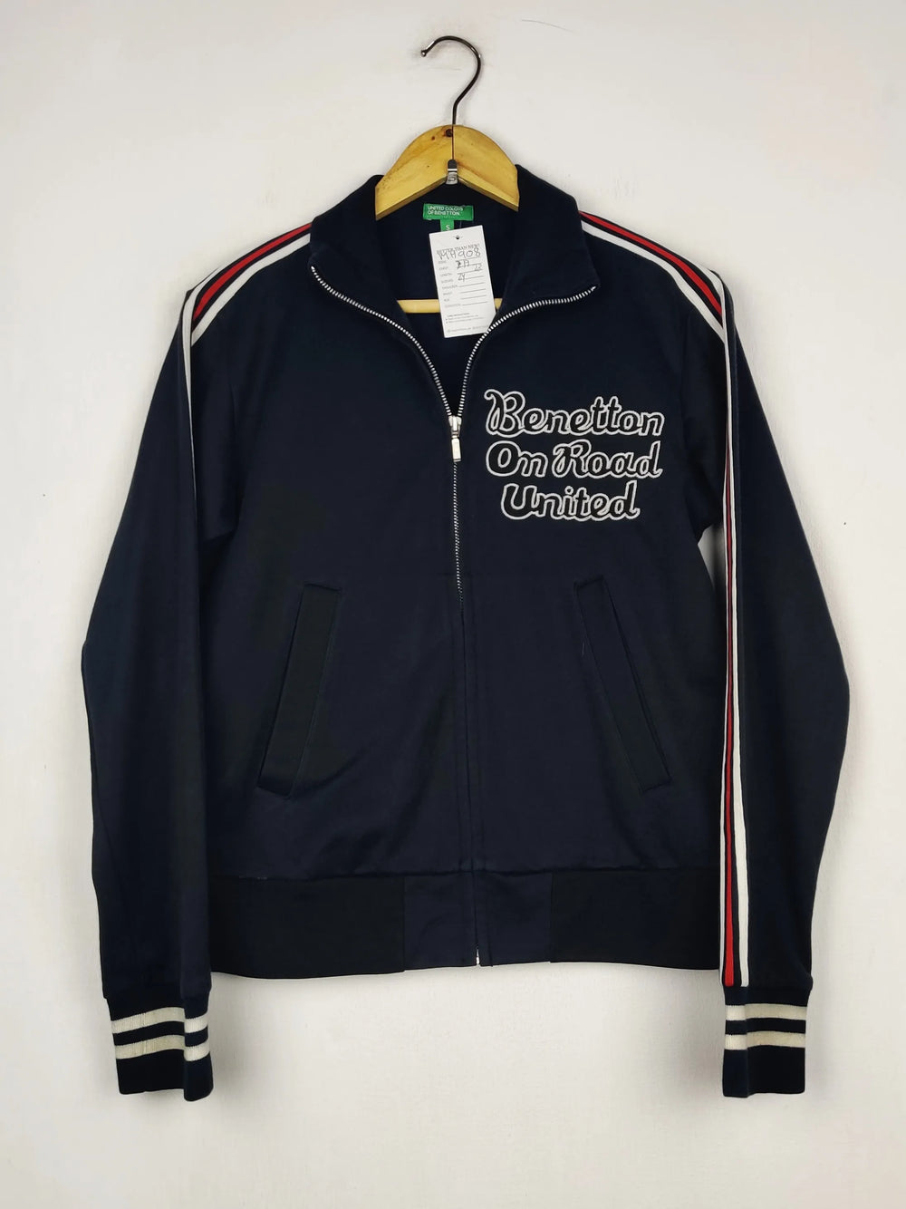 Buy online pre-used pre-loved 100% authentic & Original branded United Color (MH-908) available in Pakistan. Top international brands avilable.