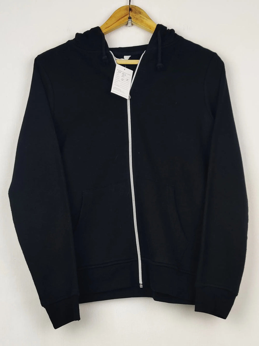 Buy online pre-used pre-loved 100% authentic & Original branded Primark (MH-926) available in Pakistan. Top international brands avilable.