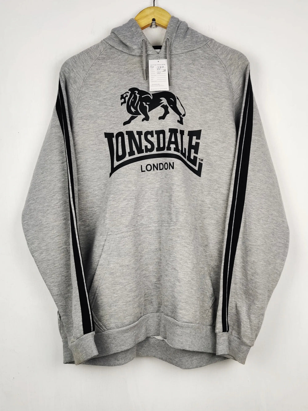 Buy online pre-used pre-loved 100% authentic & Original branded Lonsdale (MH-987) available in Pakistan. Top international brands avilable.