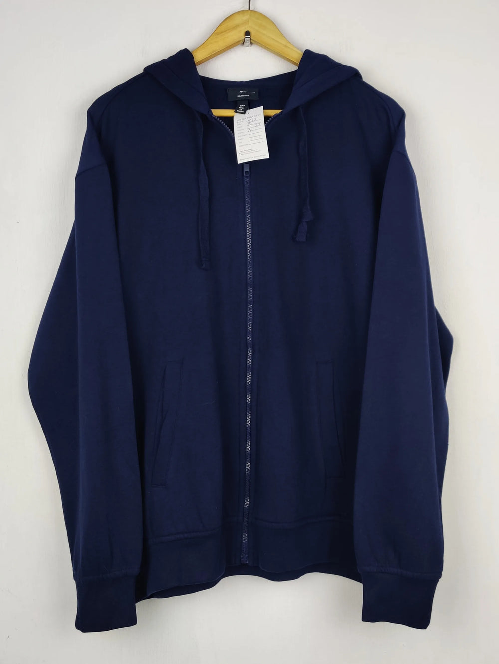 Buy online pre-used pre-loved 100% authentic & Original branded H&M (MH-993) available in Pakistan. Top international brands avilable.