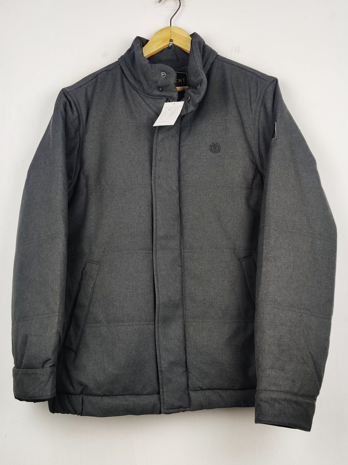 Buy online pre-used pre-loved 100% authentic & Original branded Element (MJ-02) available in Pakistan. Top international brands avilable.