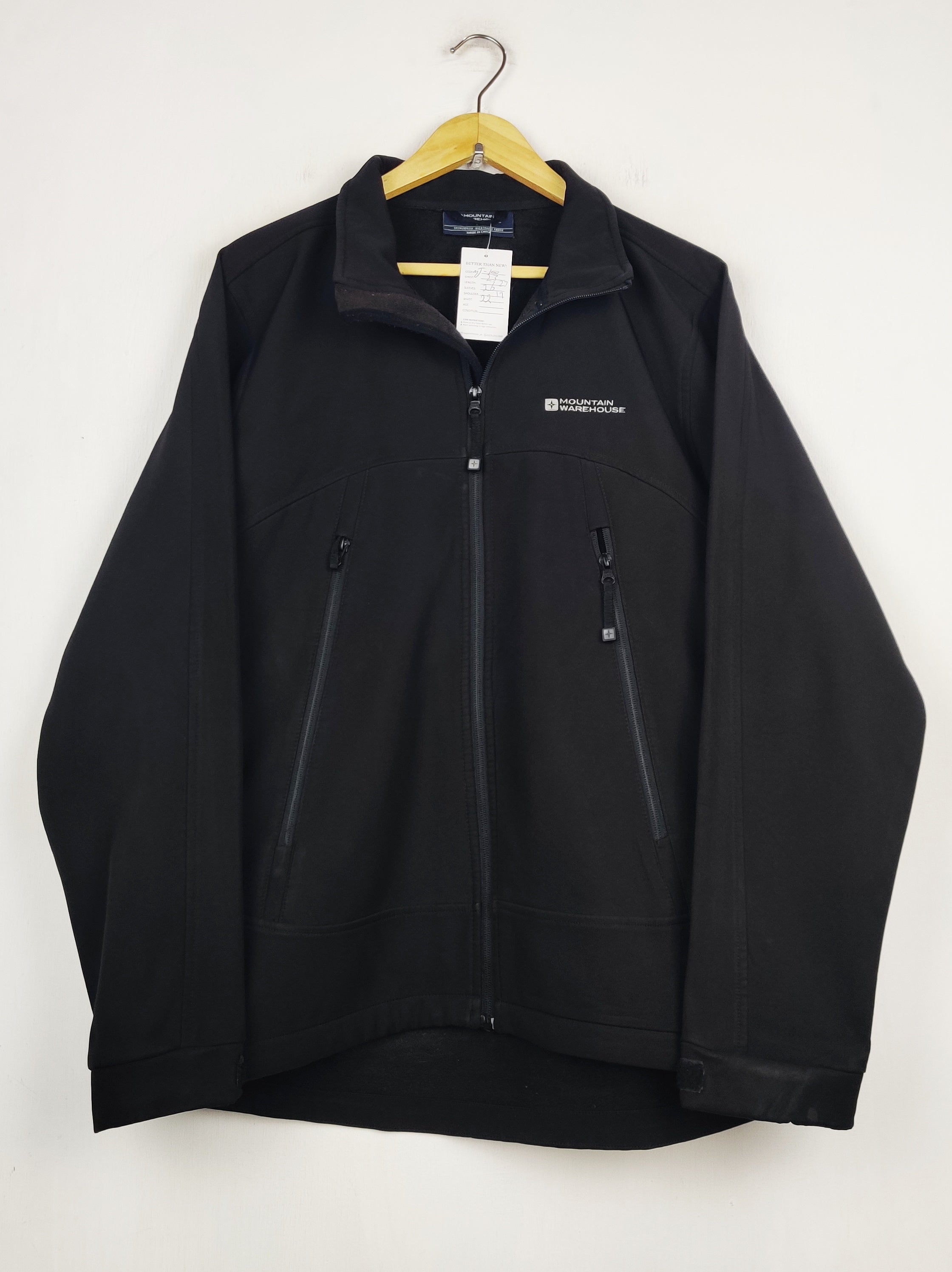 Buy online pre-used pre-loved 100% authentic & Original branded Mountain Warehouse (MJ-100) available in Pakistan. Top international brands avilable.