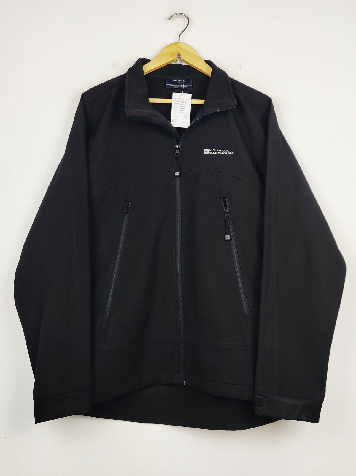 Buy online pre-used pre-loved 100% authentic & Original branded Mountain Warehouse (MJ-100) available in Pakistan. Top international brands avilable.