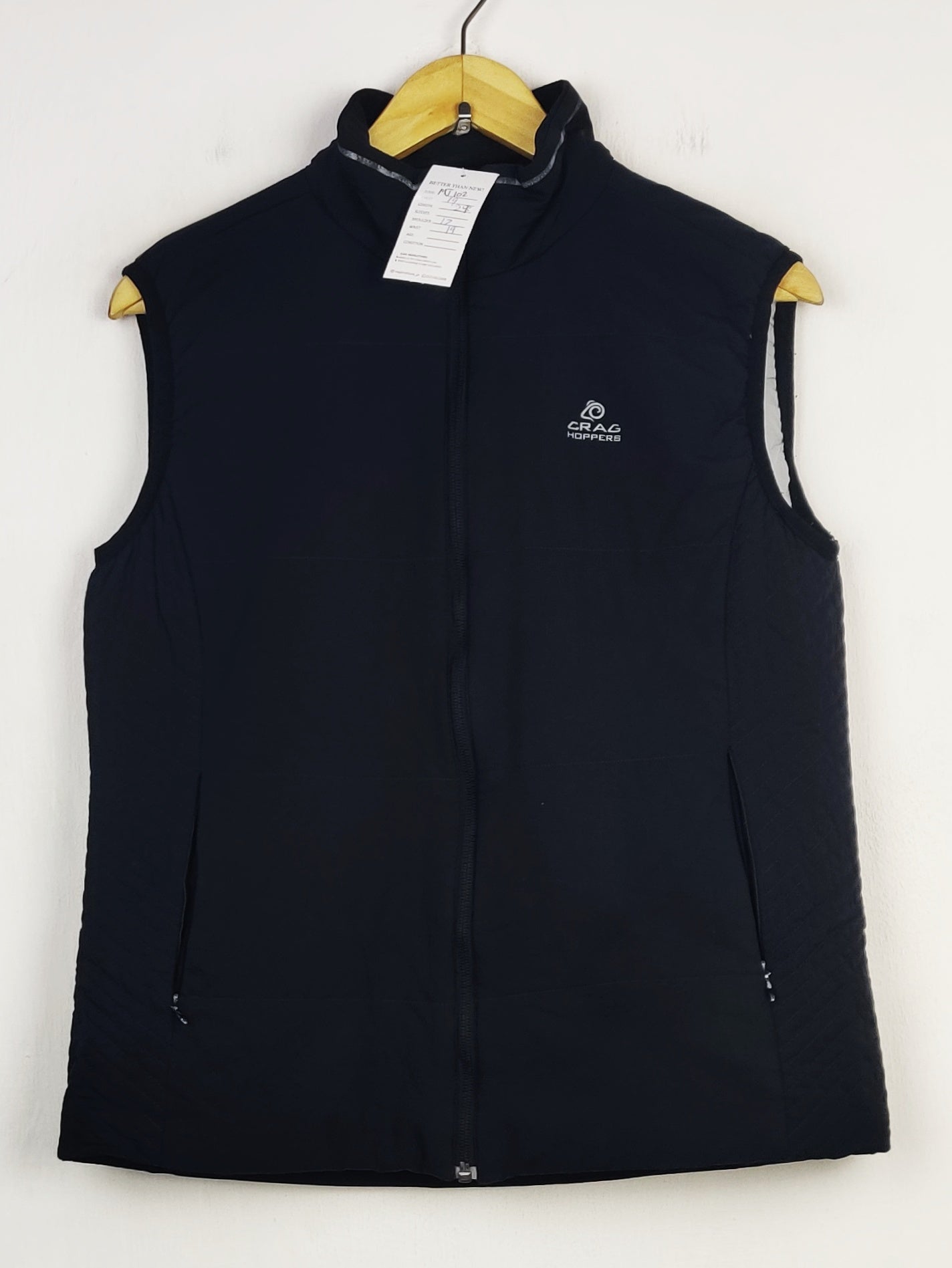 Buy online pre-used pre-loved 100% authentic & Original branded Crag (MJ-102) available in Pakistan. Top international brands avilable.