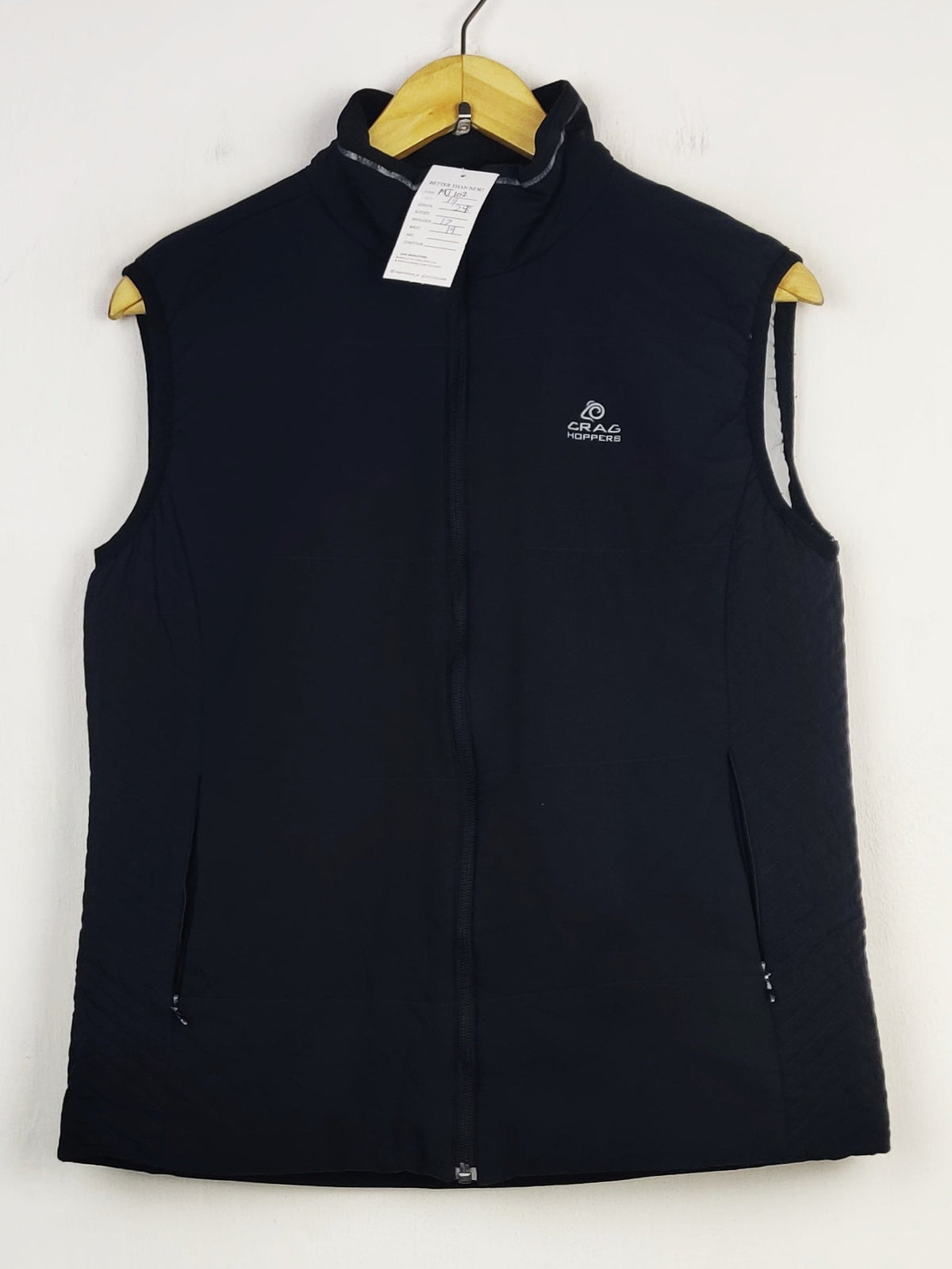 Buy online pre-used pre-loved 100% authentic & Original branded Crag (MJ-102) available in Pakistan. Top international brands avilable.