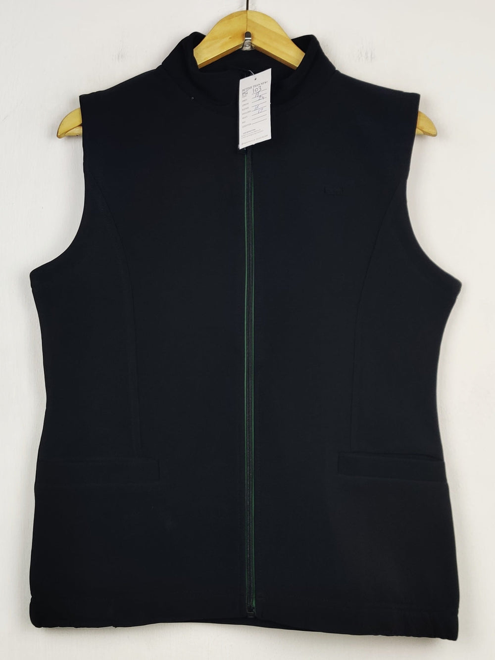 Buy online pre-used pre-loved 100% authentic & Original branded Marks & Spencer (MJ-103) available in Pakistan. Top international brands avilable.
