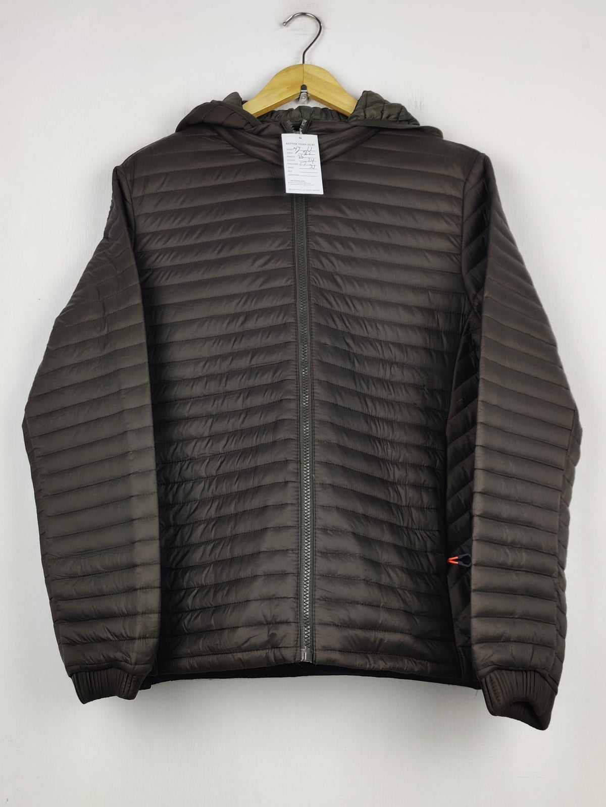 Buy online pre-used pre-loved 100% authentic & Original branded Unknown Brand (MJ-11) available in Pakistan. Top international brands avilable.
