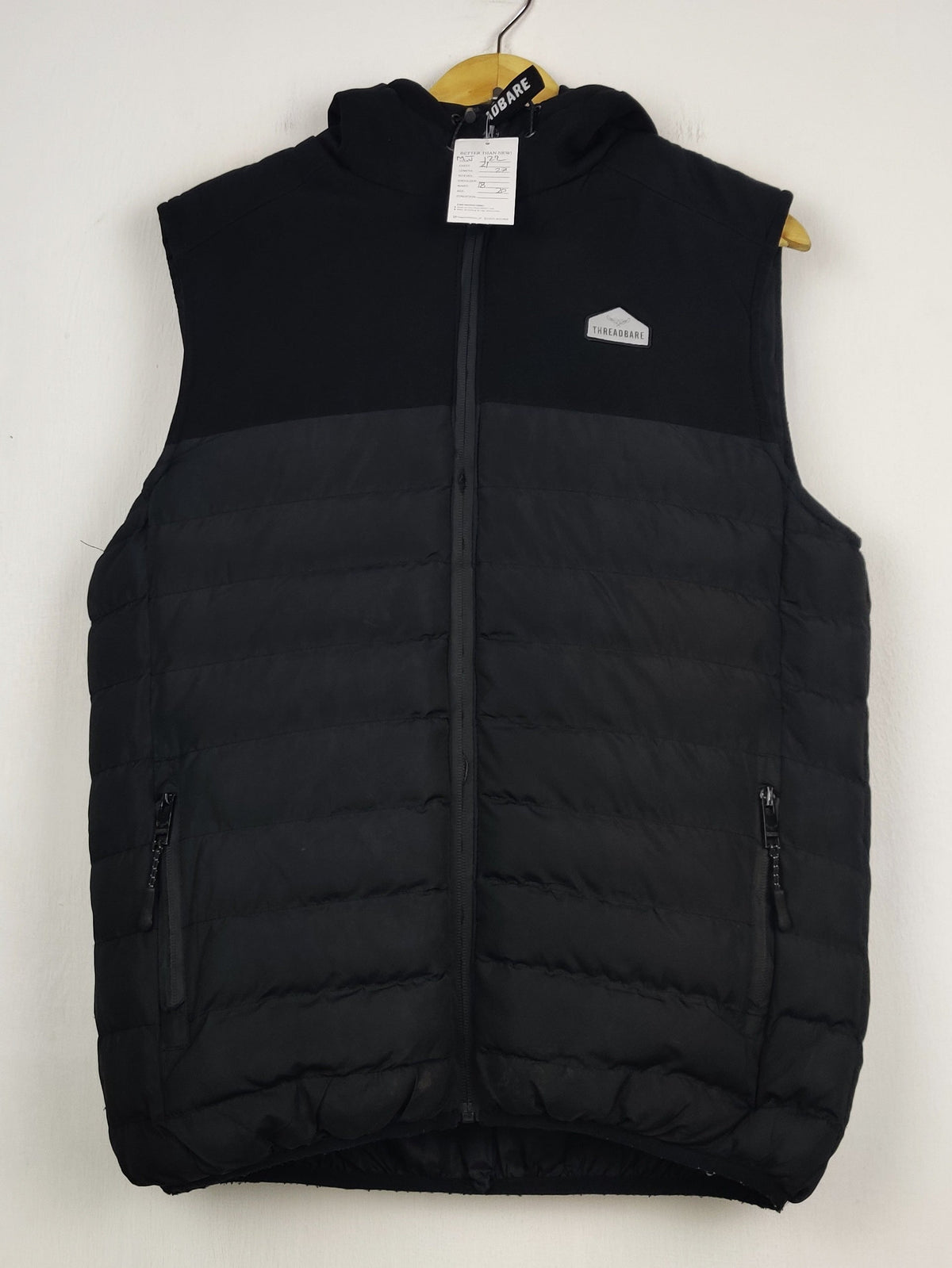 Buy online pre-used pre-loved 100% authentic & Original branded Threadbare (MJ-122) available in Pakistan. Top international brands avilable.