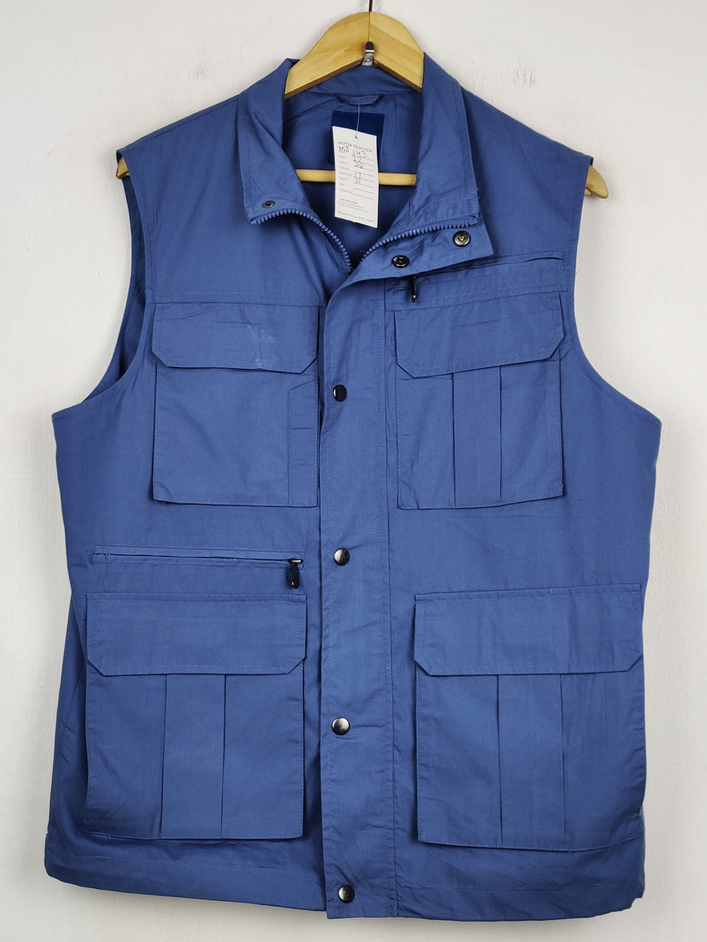 Buy online pre-used pre-loved 100% authentic & Original branded Botton (MJ-143) available in Pakistan. Top international brands avilable.