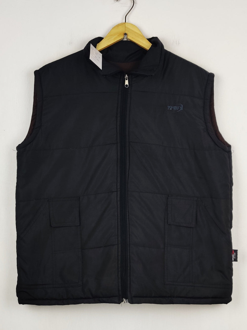 Buy online pre-used pre-loved 100% authentic & Original branded Unknown Brand (MJ-156) available in Pakistan. Top international brands avilable.