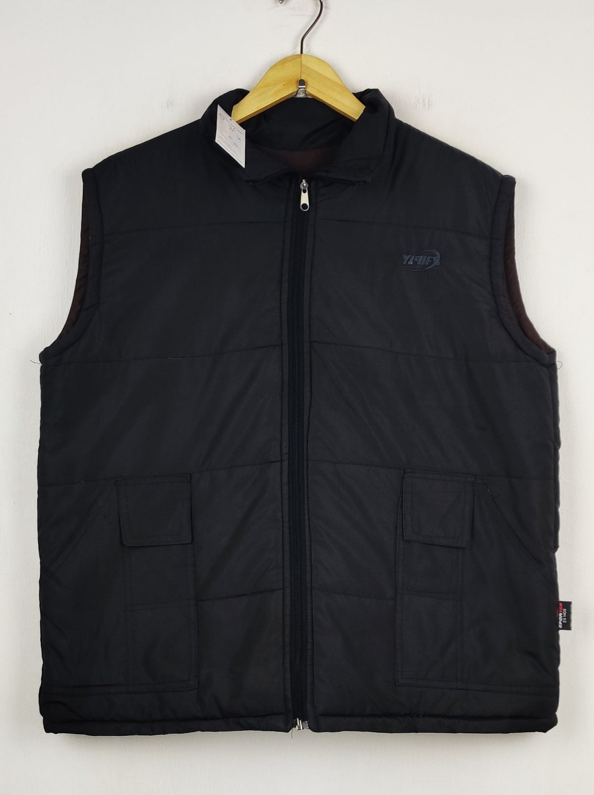 Buy online pre-used pre-loved 100% authentic & Original branded Unknown Brand (MJ-156) available in Pakistan. Top international brands avilable.