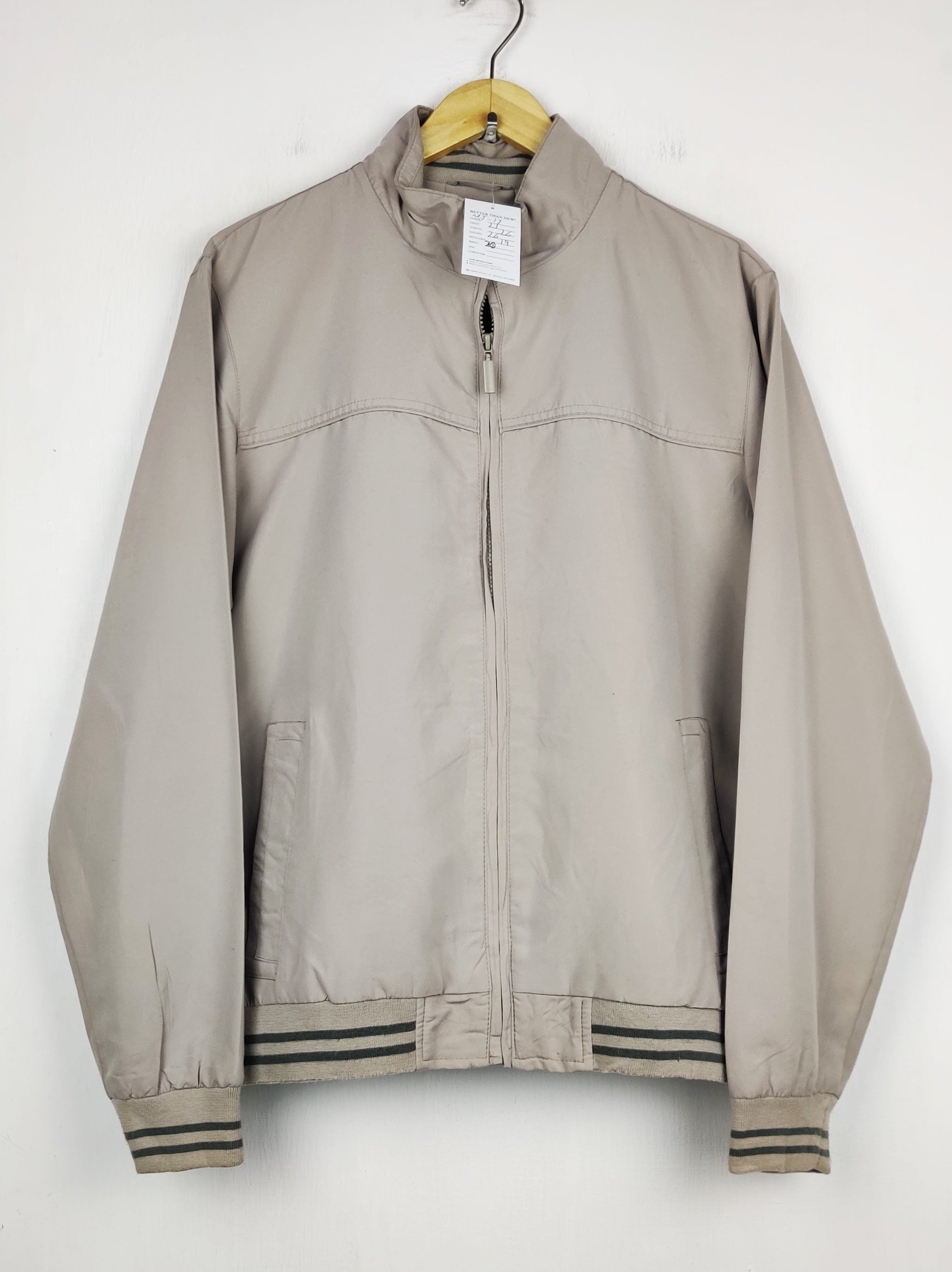 Buy online pre-used pre-loved 100% authentic & Original branded Paul Berman (MJ-17) available in Pakistan. Top international brands avilable.
