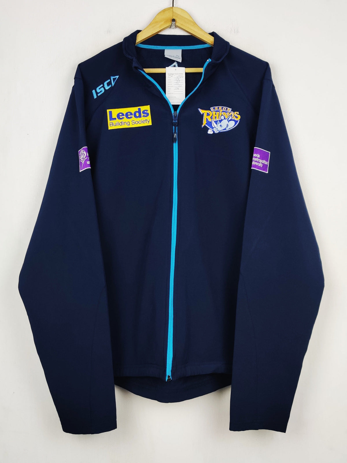 Buy online pre-used pre-loved 100% authentic & Original branded Craghoppers (MJ-196) available in Pakistan. Top international brands avilable.