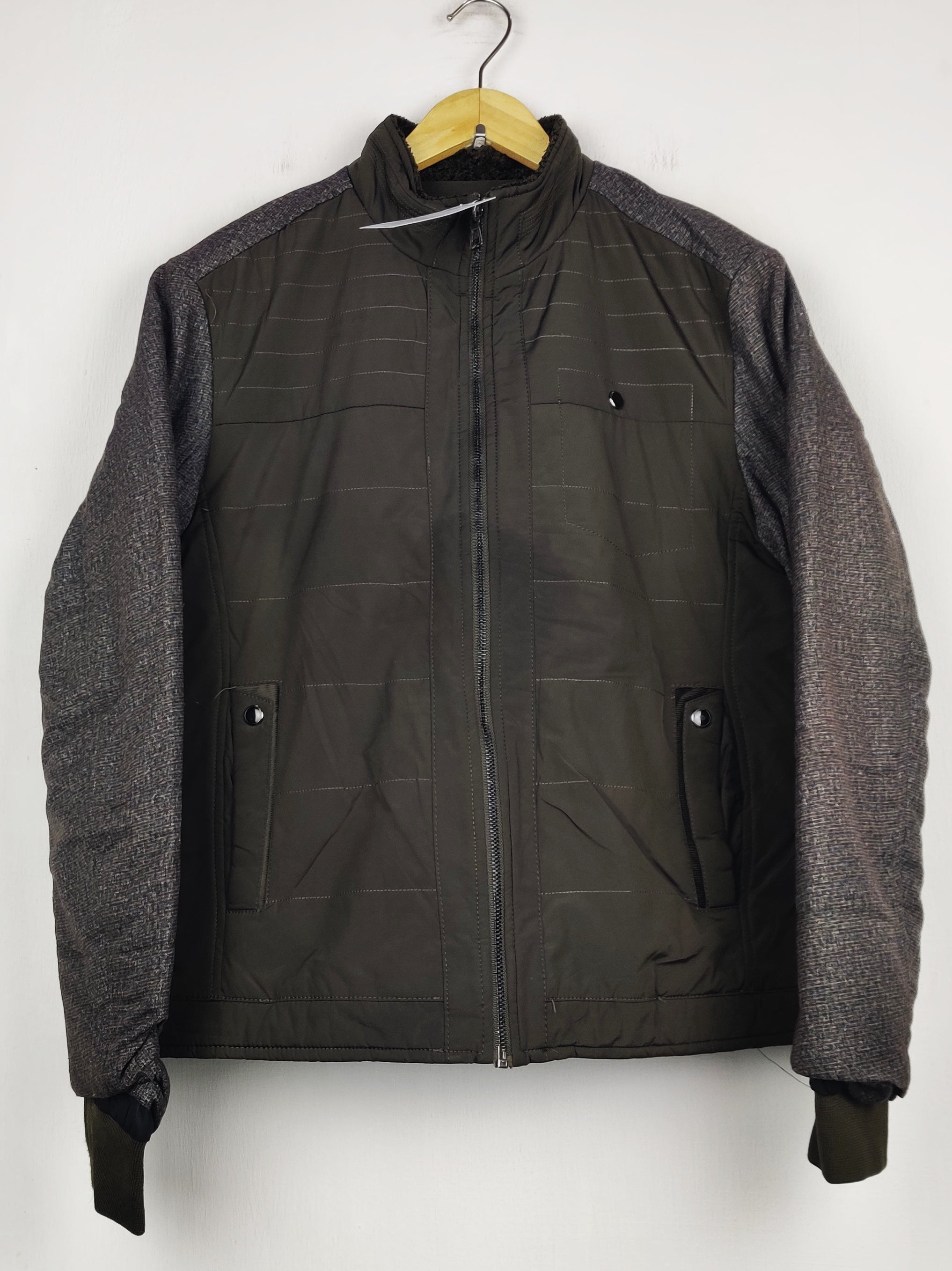 Buy online pre-used pre-loved 100% authentic & Original branded Beishabao (MJ-20) available in Pakistan. Top international brands avilable.