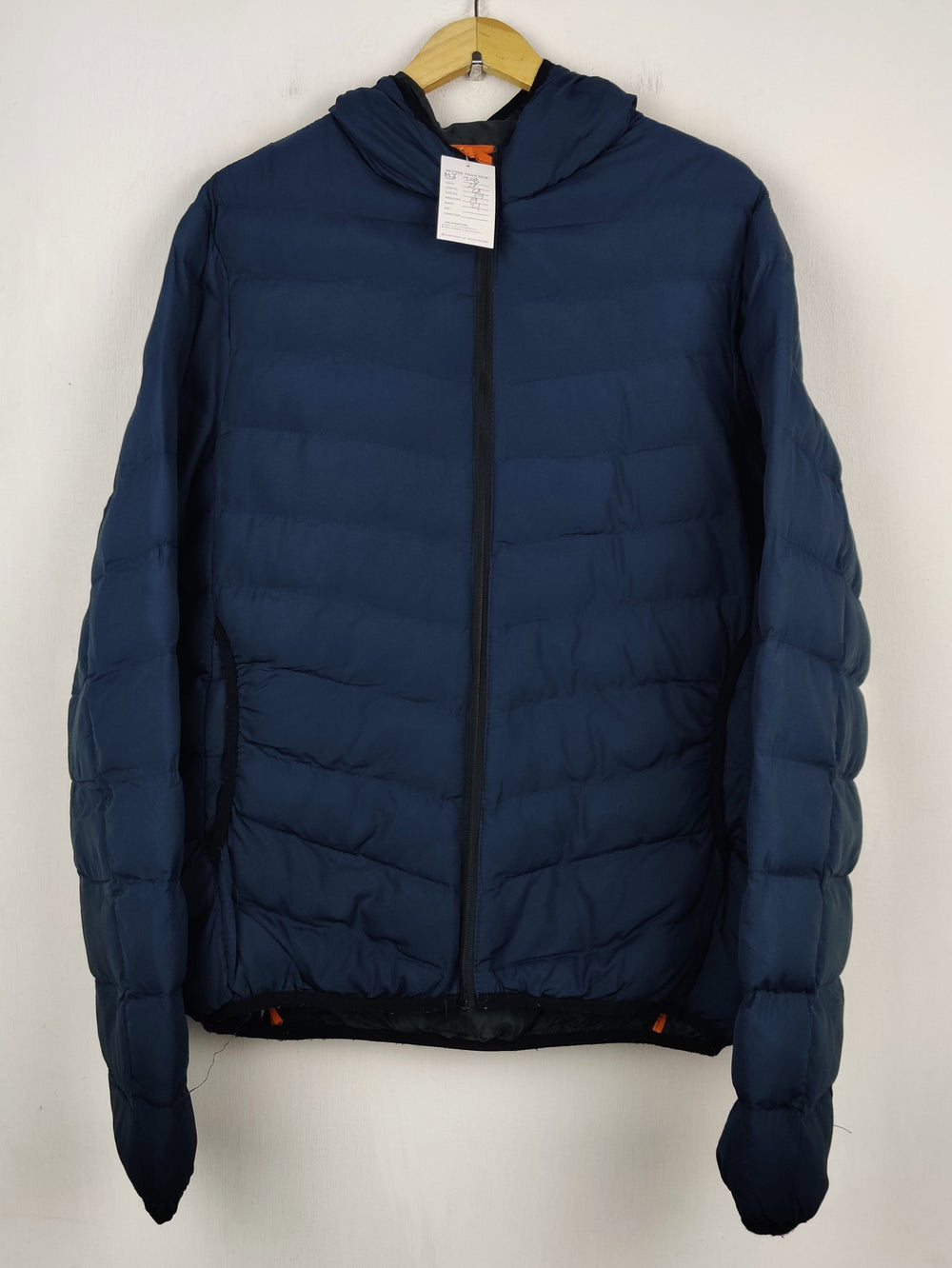 Buy online pre-used pre-loved 100% authentic & Original branded Brave Soul (MJ-208) available in Pakistan. Top international brands avilable.