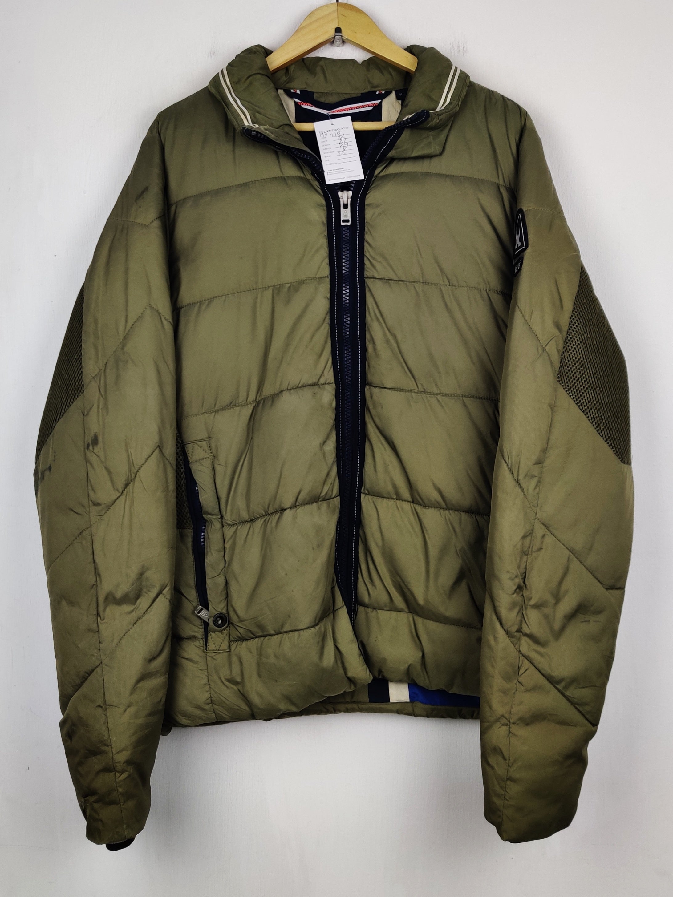 Buy online pre-used pre-loved 100% authentic & Original branded Gaastra (MJ-210) available in Pakistan. Top international brands avilable.