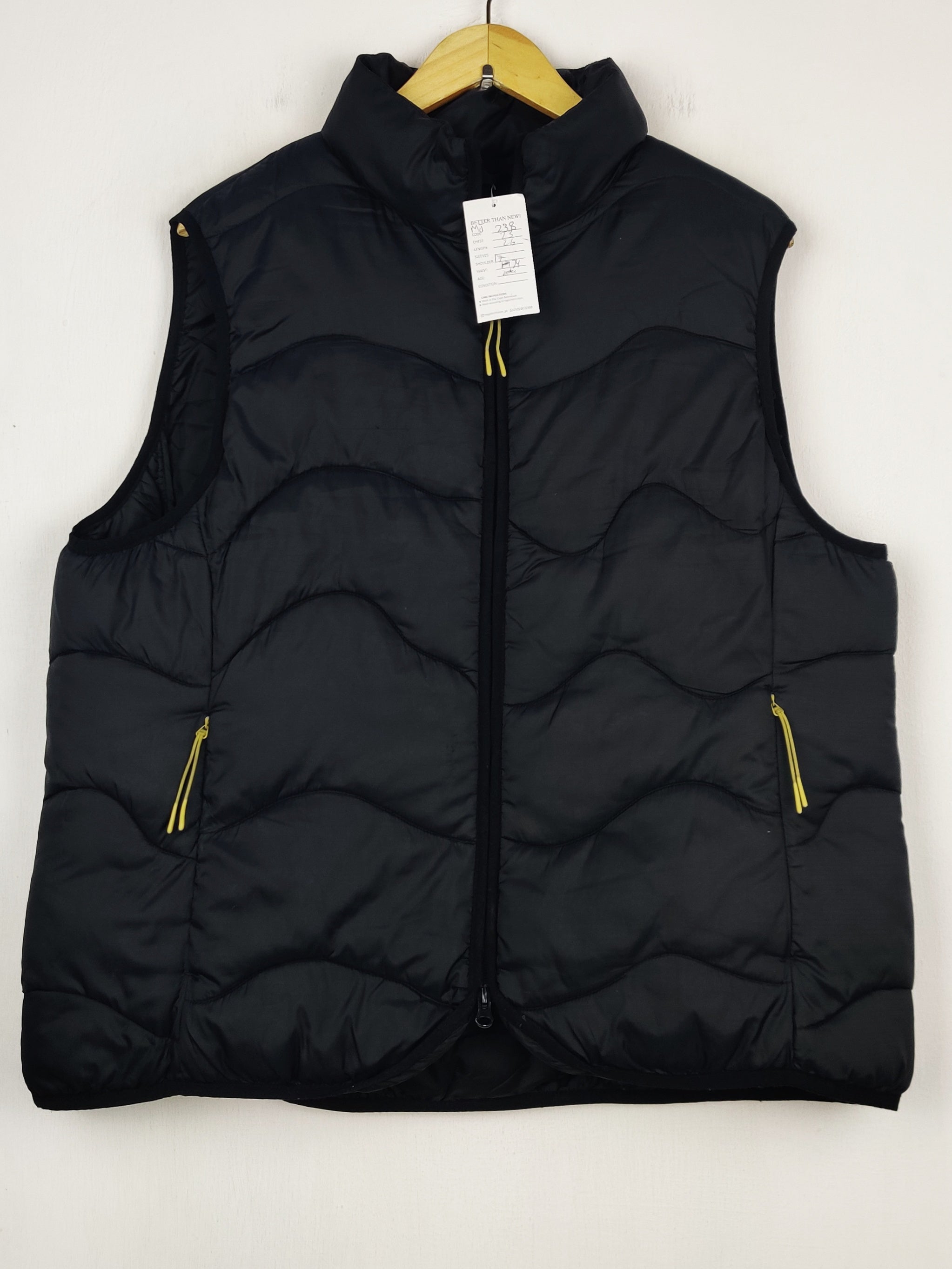 Buy online pre-used pre-loved 100% authentic & Original branded Marks & Spencer (MJ-238) available in Pakistan. Top international brands avilable.