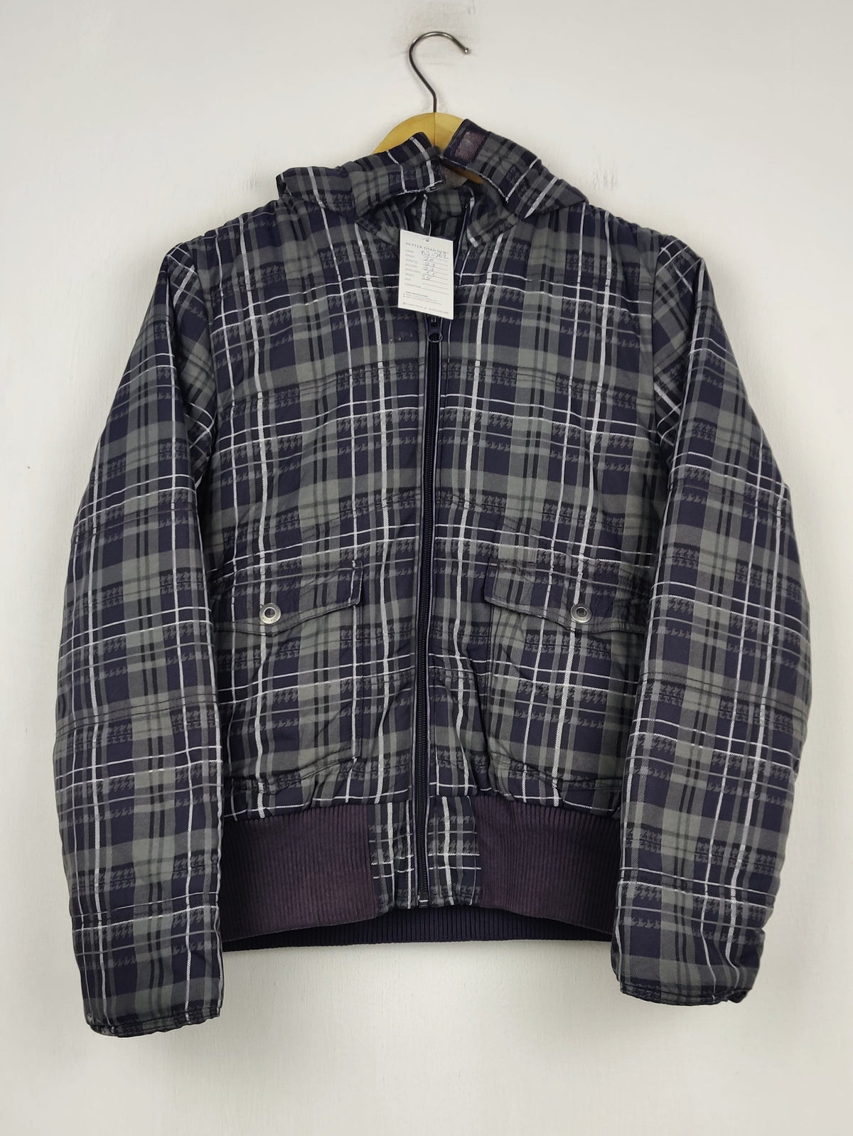 Buy online pre-used pre-loved 100% authentic & Original branded Tom Tailor (MJ-262) available in Pakistan. Top international brands avilable.