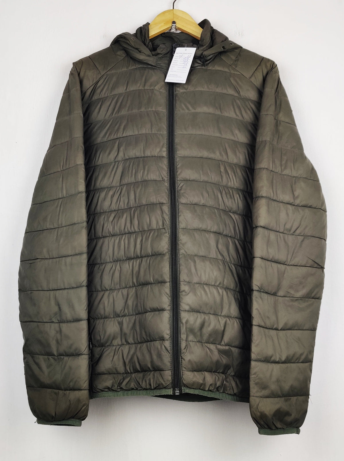 Buy online pre-used pre-loved 100% authentic & Original branded Unknown Brand (MJ-27) available in Pakistan. Top international brands avilable.