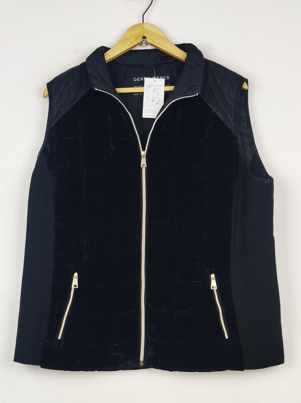 Buy online pre-used pre-loved 100% authentic & Original branded Geryy Weber (MJ-282) available in Pakistan. Top international brands avilable.