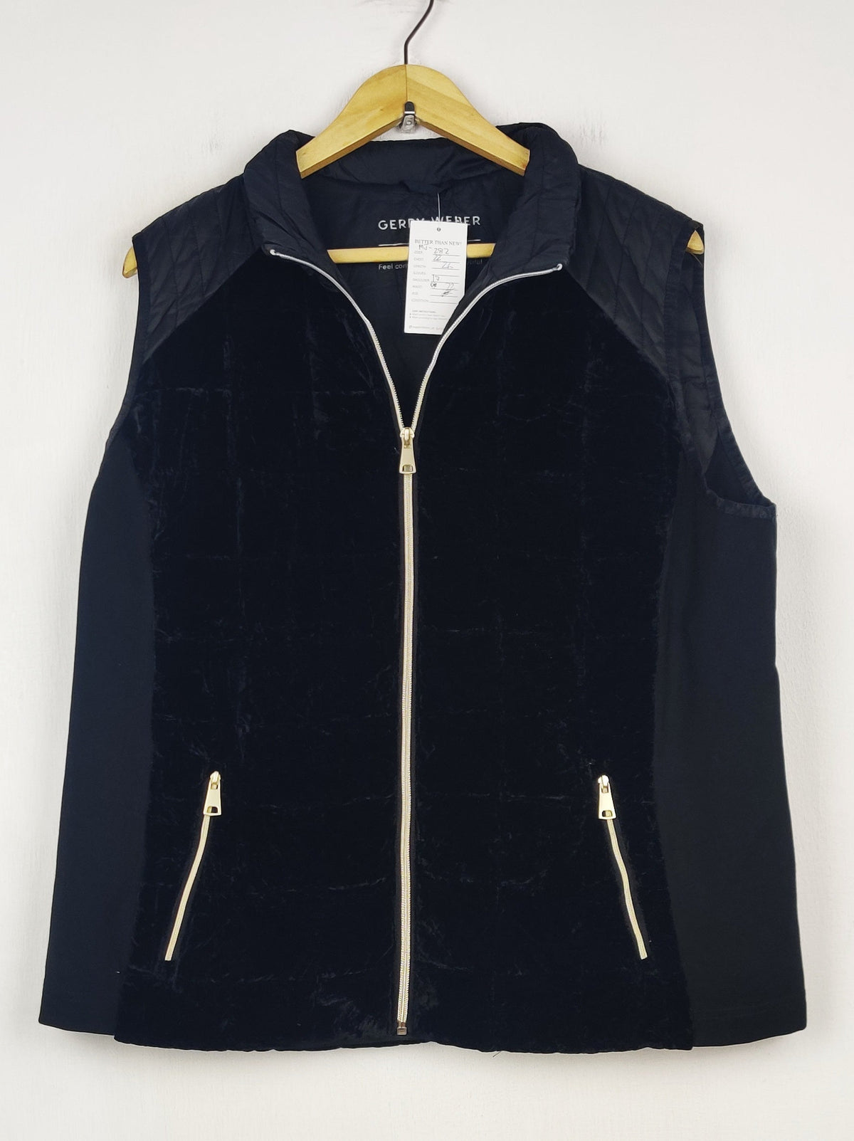 Buy online pre-used pre-loved 100% authentic & Original branded Geryy Weber (MJ-282) available in Pakistan. Top international brands avilable.