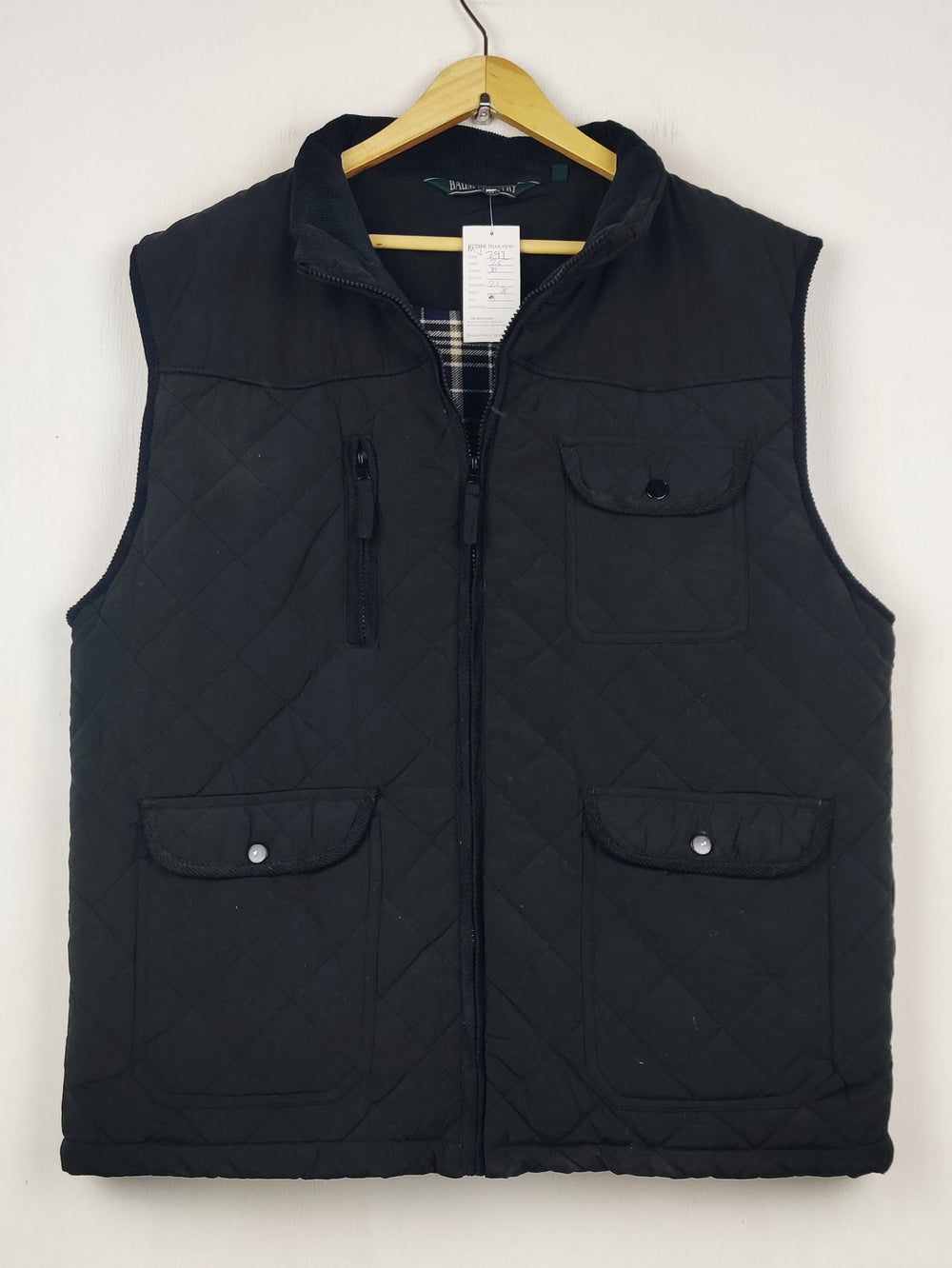 Buy online pre-used pre-loved 100% authentic & Original branded Baum Country (MJ-292) available in Pakistan. Top international brands avilable.